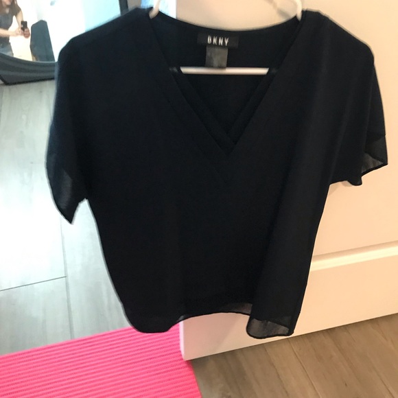 Set 2 peice skirt and top - Picture 2 of 2